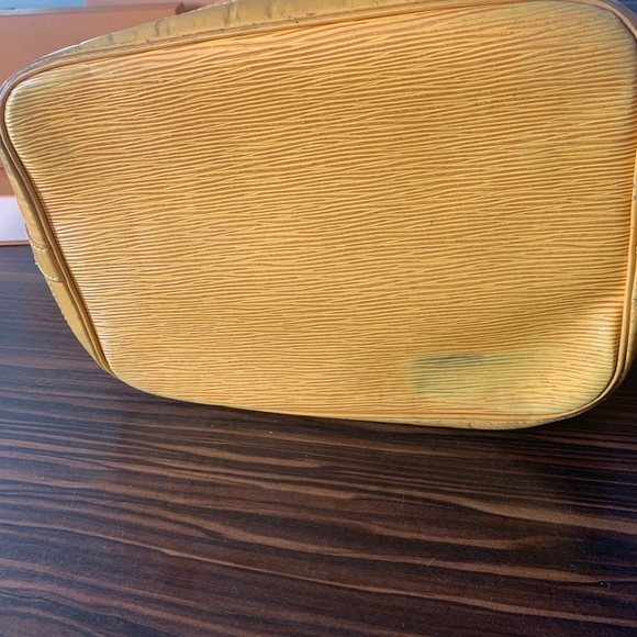 SOLD Authentic Louis Vuitton Noe Epi - Picture 15 of 16